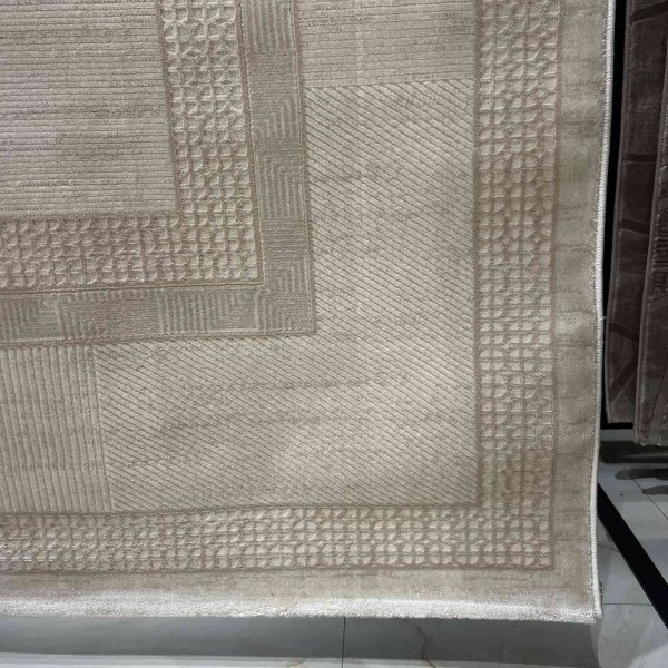 MILAS Turkish rug 9902A cream size 300*400