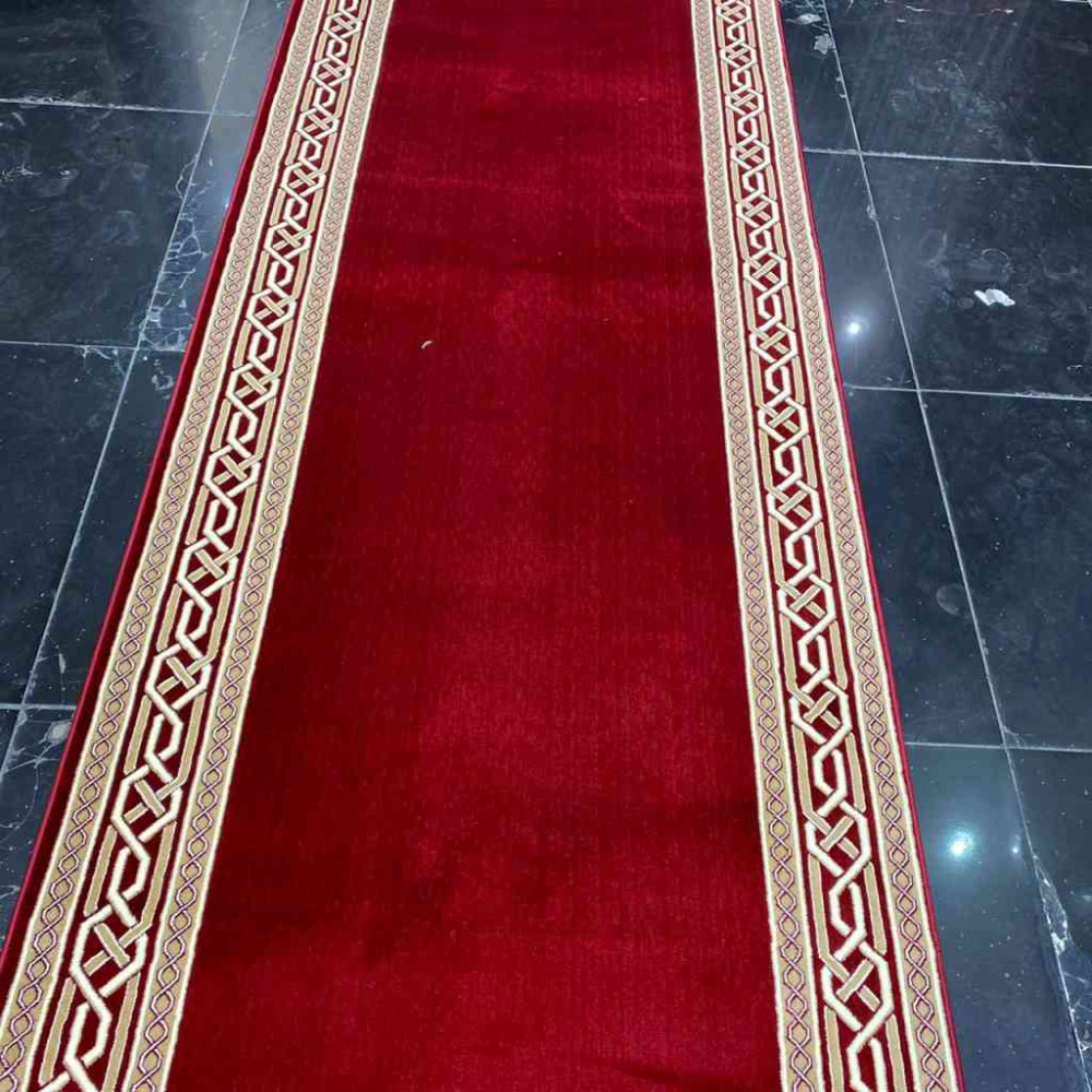 ممر ملكي رسمي فرش درج برواز لون احمر2