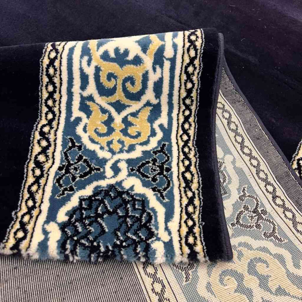 سجاد صلاة مناسك تركي F301A كحلي مقاس 125*1000 سم سجاد صلاة مناسك تركي F301A كحلي مقاس 125*1000 سم