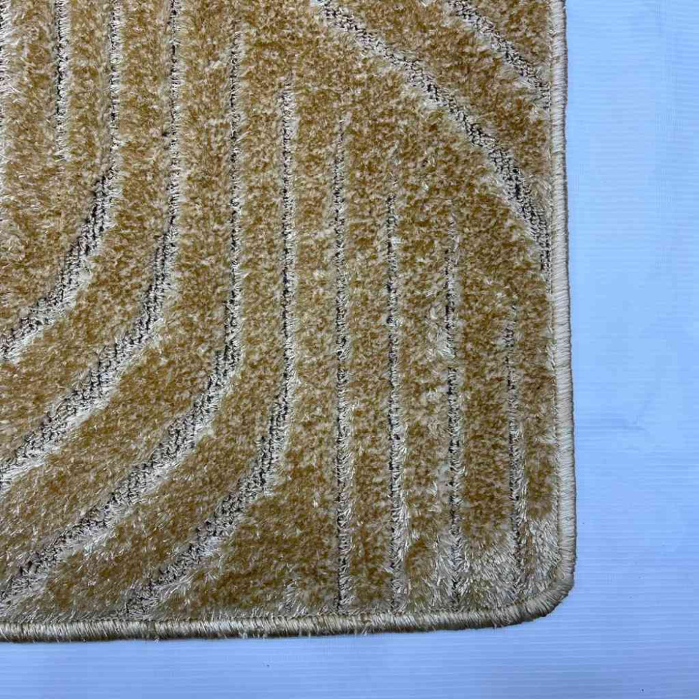 موكيت ساده بانتا ذهبي ينقاس بالمتر المربع 100*100