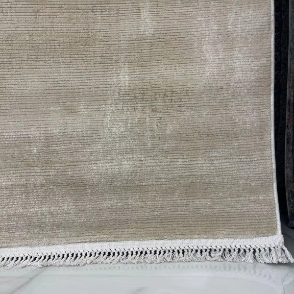 سجاد تركي مودرن لافيش 37842A كريم ذهبي مقاس 50*80