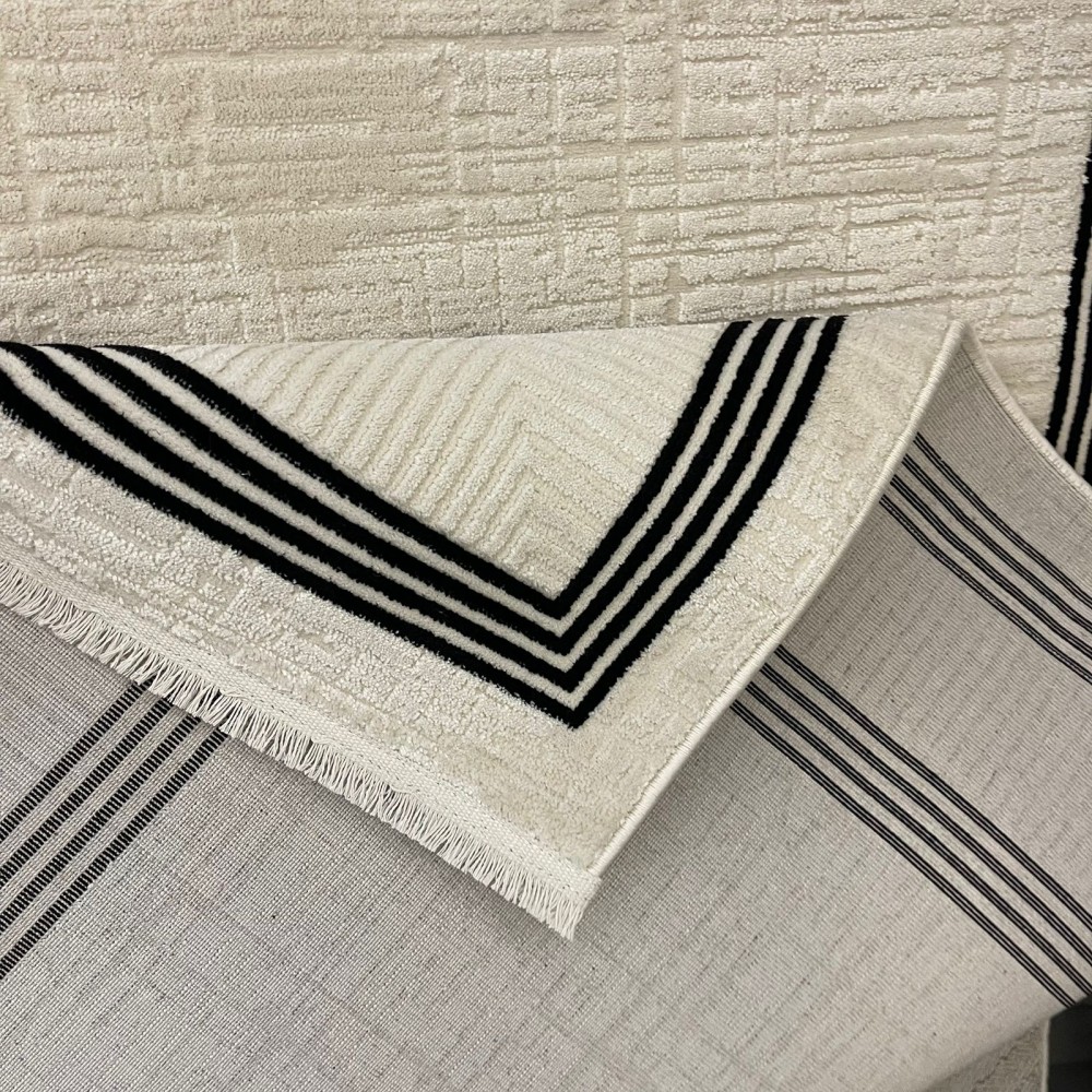 سجاد تركي اطار برواز فيكتوريا 41606A كريم اسود مقاس 80*150 سجاد تركي اطار برواز فيكتوريا 41606A كريم اسود مقاس 80*150