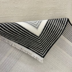 سجاد تركي اطار برواز فيكتوريا 41601A كريم اسود مقاس 80*150 سجاد تركي اطار برواز فيكتوريا 41601A كريم اسود مقاس 80*150