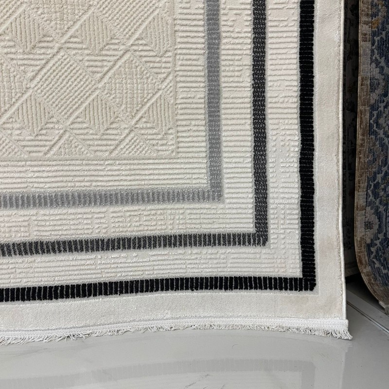 سجاد تركي اطار برواز فيكتوريا 38247A كريم اسود مقاس 80*150
