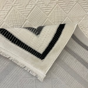 سجاد تركي اطار برواز فيكتوريا 38247A كريم اسود مقاس 80*150