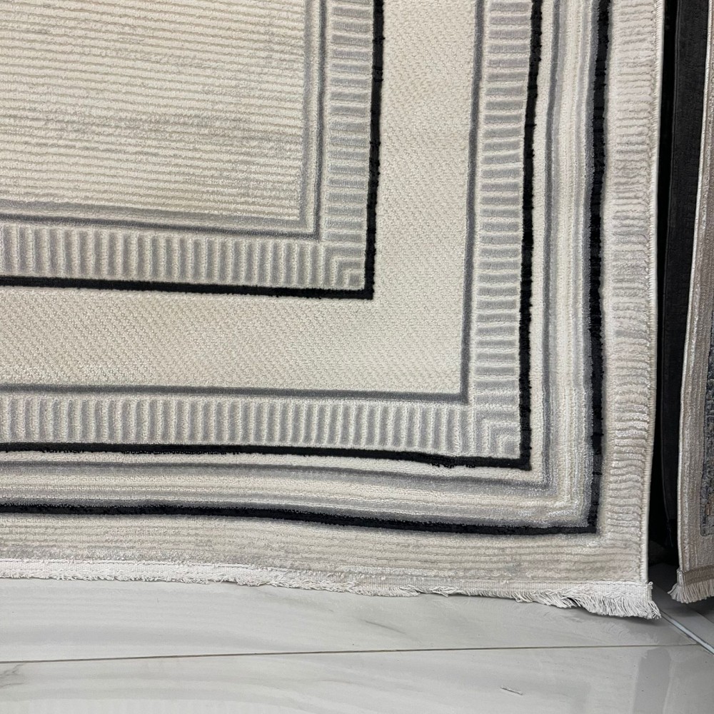 سجاد تركي اطار برواز فيكتوريا 41604A كريم اسود مقاس 80*150