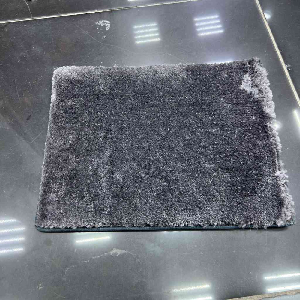 موكيت ساده ماس اللون 02 سميك موكيت ساده ماس اللون 02 سميك