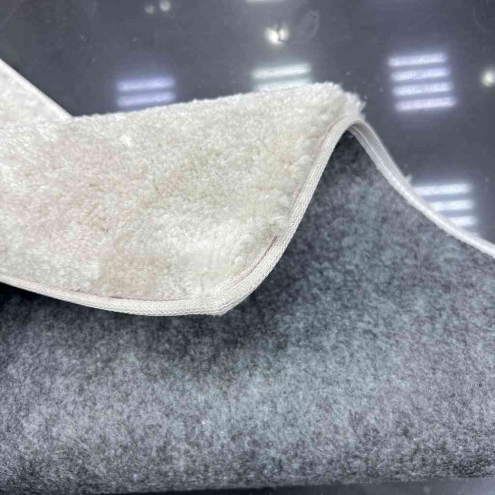 موكيت ساده ماس اللون 15 سميك موكيت ساده ماس اللون 15 سميك