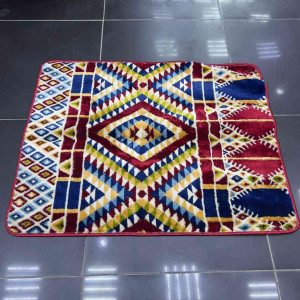 موكيت سدو العزيزية احمر 7092 تراثي ابو طير