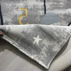 سجاد تركي اطفال كيدز 40684A اللون ابيض رصاصي فاتح مقاس 80*150