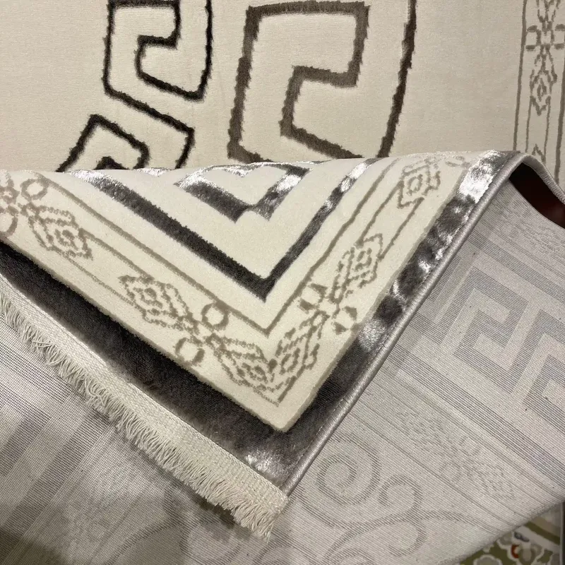 سجاد تركي هيلتون 9668A رصاصي مقاس 80*150