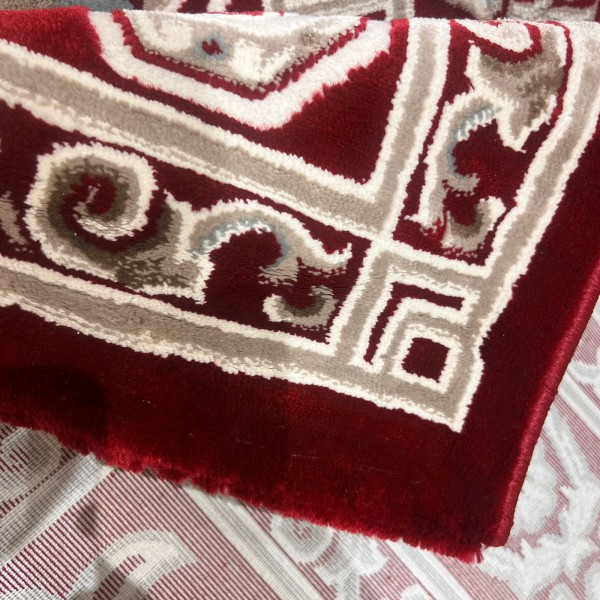 سجاد تركي ياسمين 9073A احمر مقاس 250*350