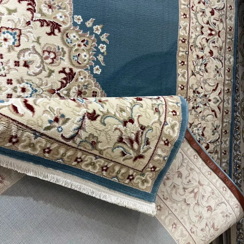 سجاد اصفهان تركي كلاسيك E506B سماوي مقاس 400*600 - اصفهان سجاد تركي كلاسيك