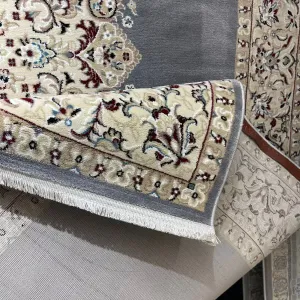سجاد اصفهان تركي كلاسيك E506B رصاصي مقاس 400*500