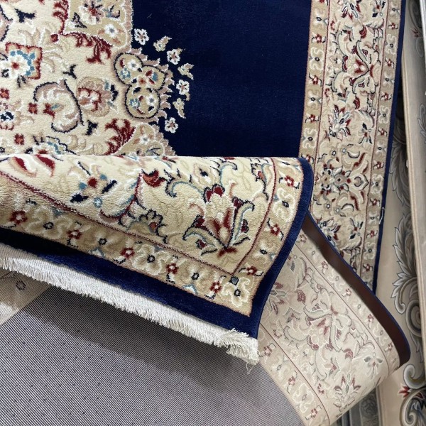 سجاد اصفهان تركي كلاسيك E506B كحلي مقاس 50*80