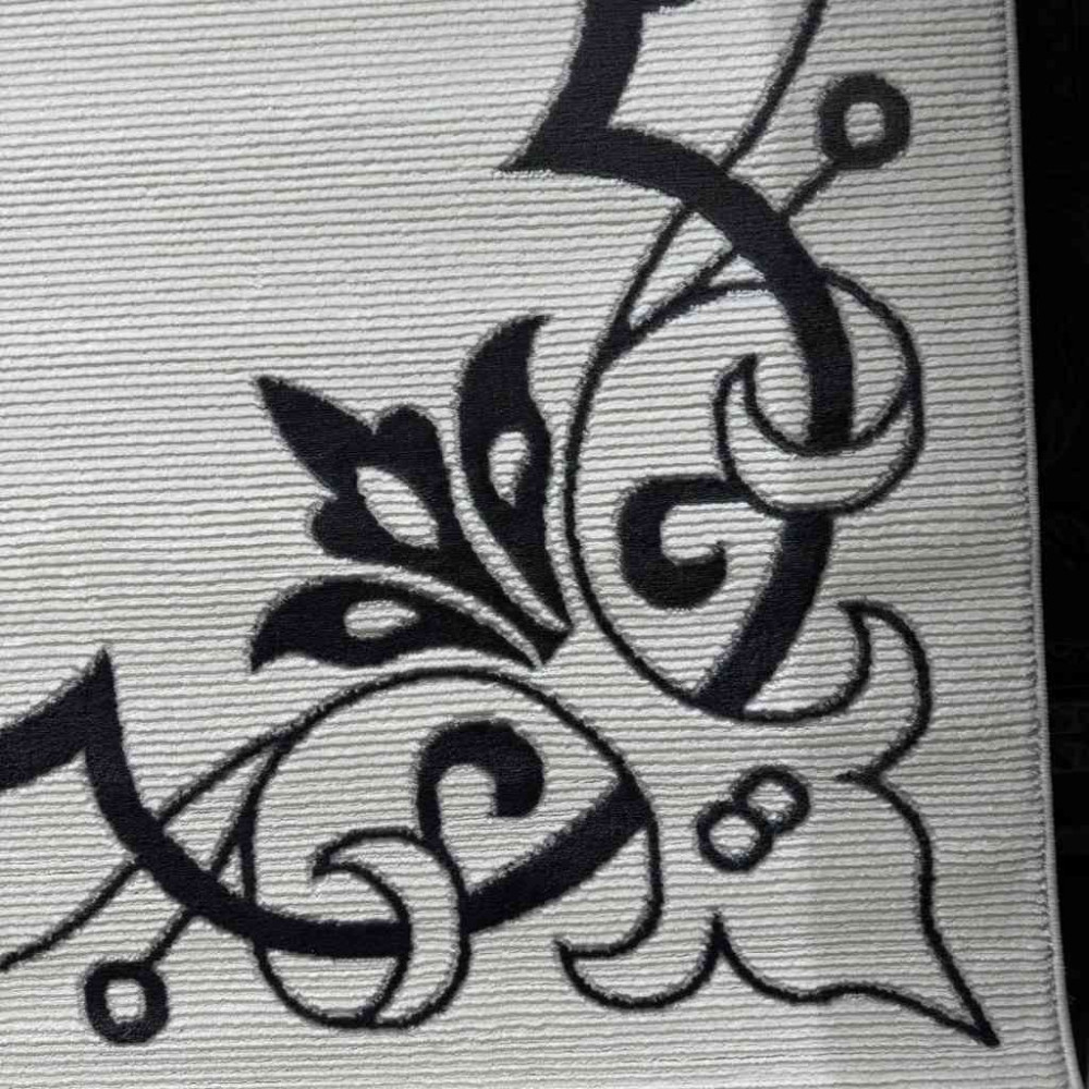 سجاد تركي برواز مودرن 80 ابيض اسود مقاس 50*80 سجاد تركي برواز مودرن 80 ابيض اسود مقاس 50*80