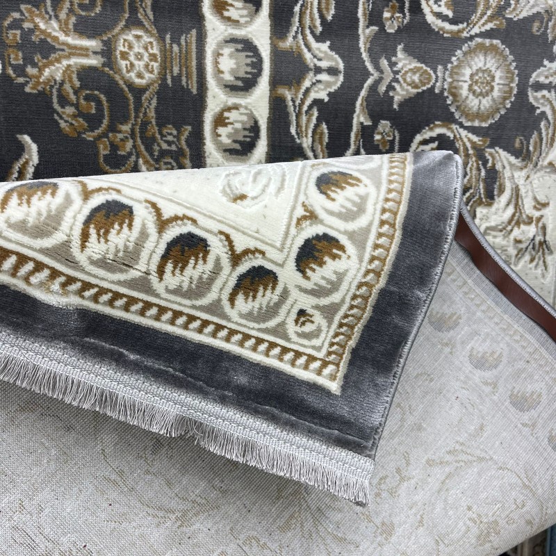 سجاد تركي تبريز كلاسيك سميك 43450F رصاصي مقاس 500*700