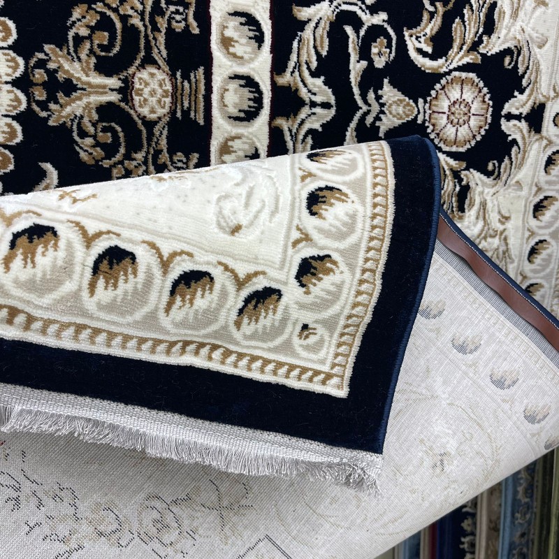 سجاد تركي تبريز كلاسيك سميك 43450F كحلي مقاس 50*80