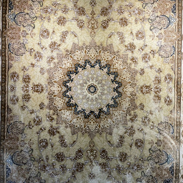 سجاد تركي فكتوريا F269A بيج مقاس 300*400
