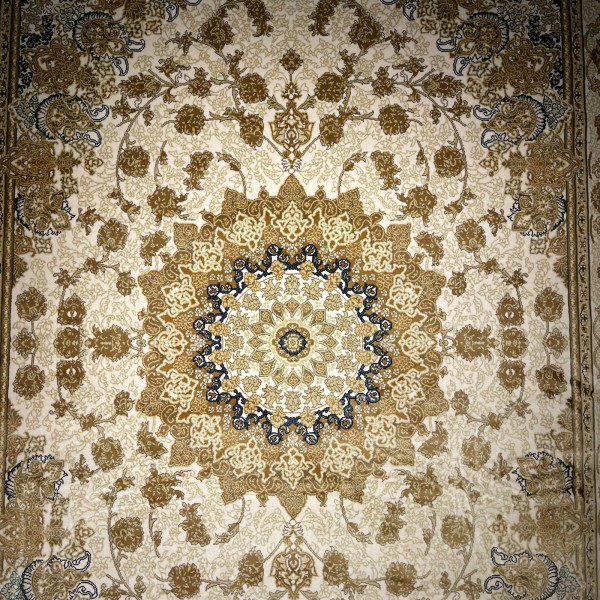 سجاد تركي فكتوريا F269A كريم مقاس 250*350